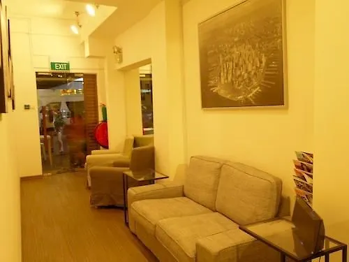 Chic Capsule Otel Singapur