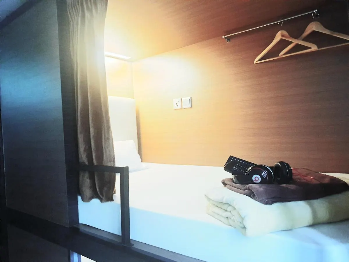 Chic Capsule Otel Singapur